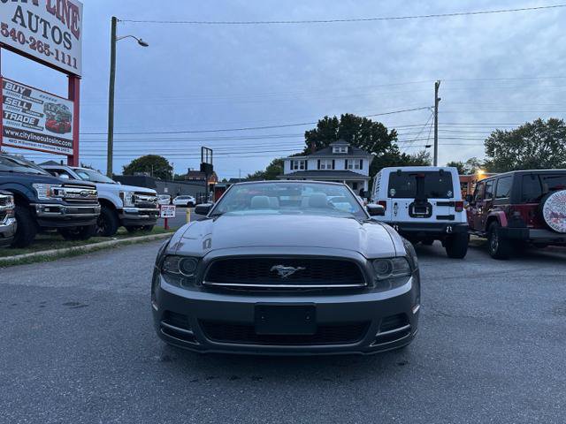 Used 2014 Ford Mustang Premium RWD image 3