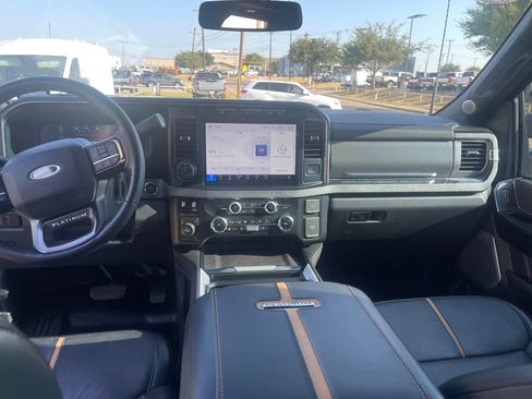 Used 2024 Ford F450 Platinum w/ FX4 Off-Road Package AWD/4WD image 16