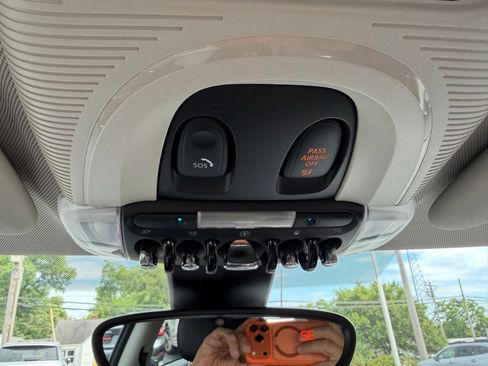 Used 2022 MINI Cooper SE FWD image 35