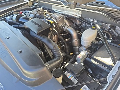 Used 2019 Chevrolet Silverado 2500 High Country w/ Duramax Plus Package AWD/4WD image 41