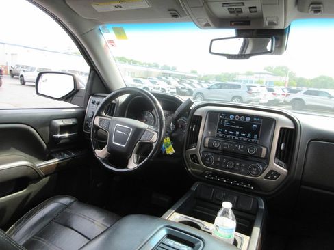 Used 2018 GMC Sierra 1500 Denali w/ Denali Ultimate Package AWD/4WD image 29
