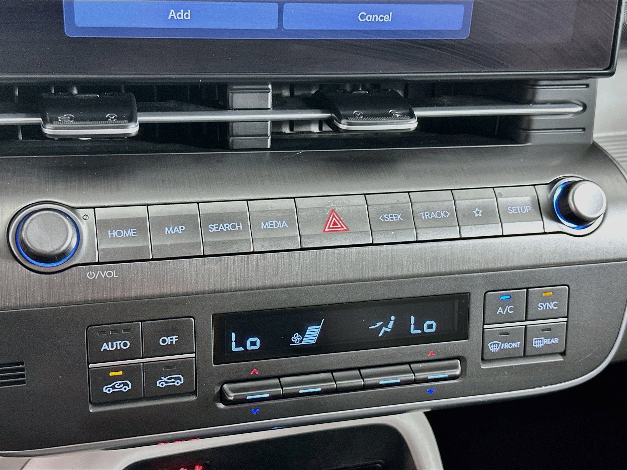 Used 2025 Hyundai Kona SEL FWD image 24
