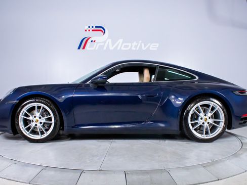 Used 2020 Porsche 911 Carrera image 3