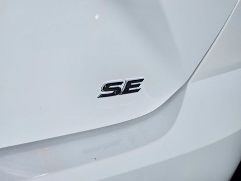 New 2026 Toyota Camry SE image 8
