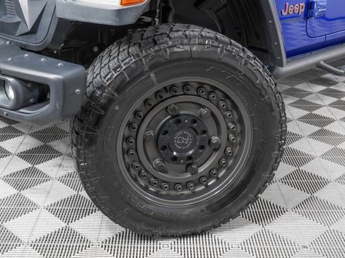 Used 2018 Jeep Wrangler Unlimited Rubicon image 30