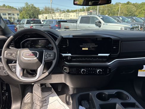 New 2025 GMC Sierra 2500 SLE w/ SLE Value Package; image 18