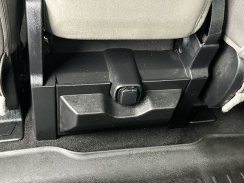 Used 2019 Ford F250 XLT w/ Camper Package image 12