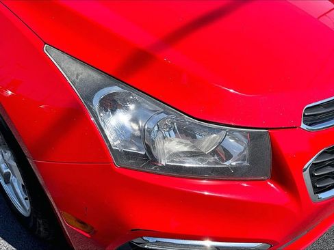 Used 2015 Chevrolet Cruze LT FWD image 28
