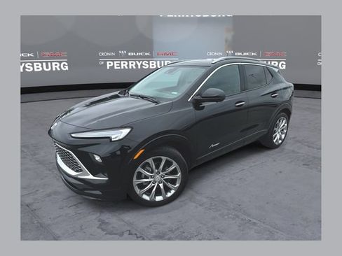 Used 2024 Buick Encore GX Avenir w/ Avenir Technology Package FWD image 1