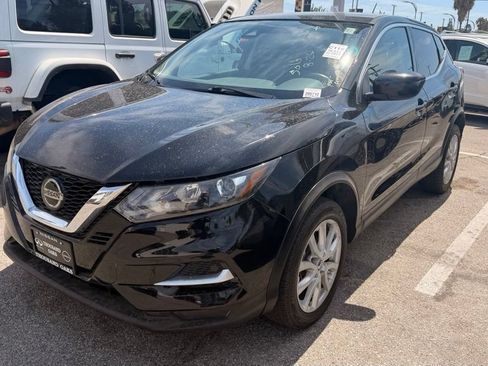 Used 2021 Nissan Rogue Sport S FWD image 2