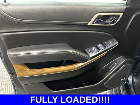 Used 2020 GMC Yukon XL Denali w/ Denali Premium Package RWD image 11