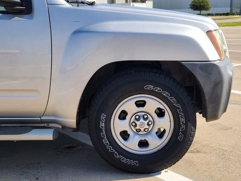 Used 2012 Nissan Xterra X image 8