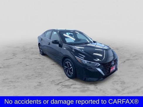 Used 2025 Nissan Sentra SV image 3