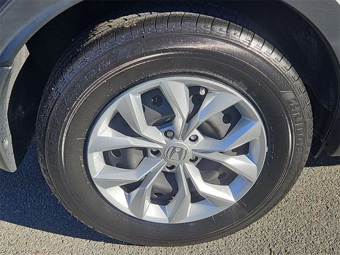 Used 2023 Honda CR-V LX image 9