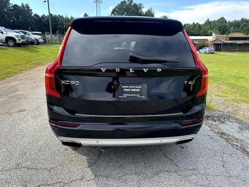 Used 2016 Volvo XC90 T6 Momentum w/ Vision Package image 9
