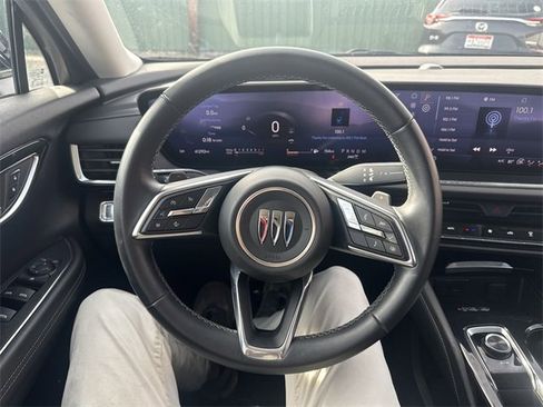 Used 2024 Buick Envision Preferred image 14