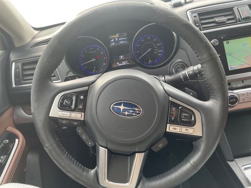 Used 2017 Subaru Outback 2.5i Touring w/ Popular Package #5A image 19