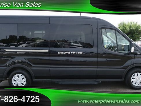 Used 2023 Ford Transit 350 XLT RWD image 4
