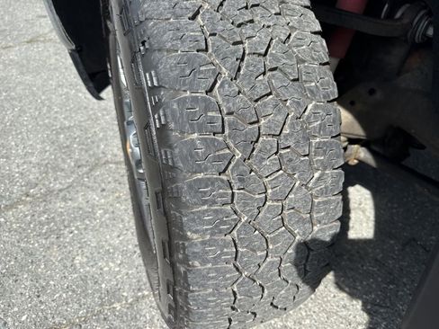 Used 2021 Chevrolet Silverado 2500 LTZ w/ LTZ Plus Package image 36