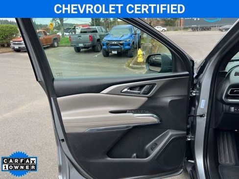 Certified 2025 Chevrolet Traverse LT image 17