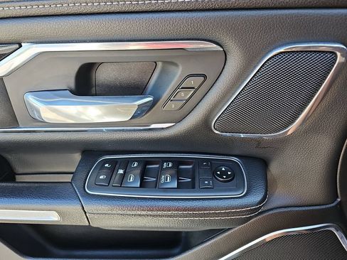 Used 2019 RAM 1500 Laramie AWD/4WD image 26