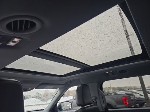 Used 2023 Ford Explorer XLT w/ Equipment Group 202A image 14