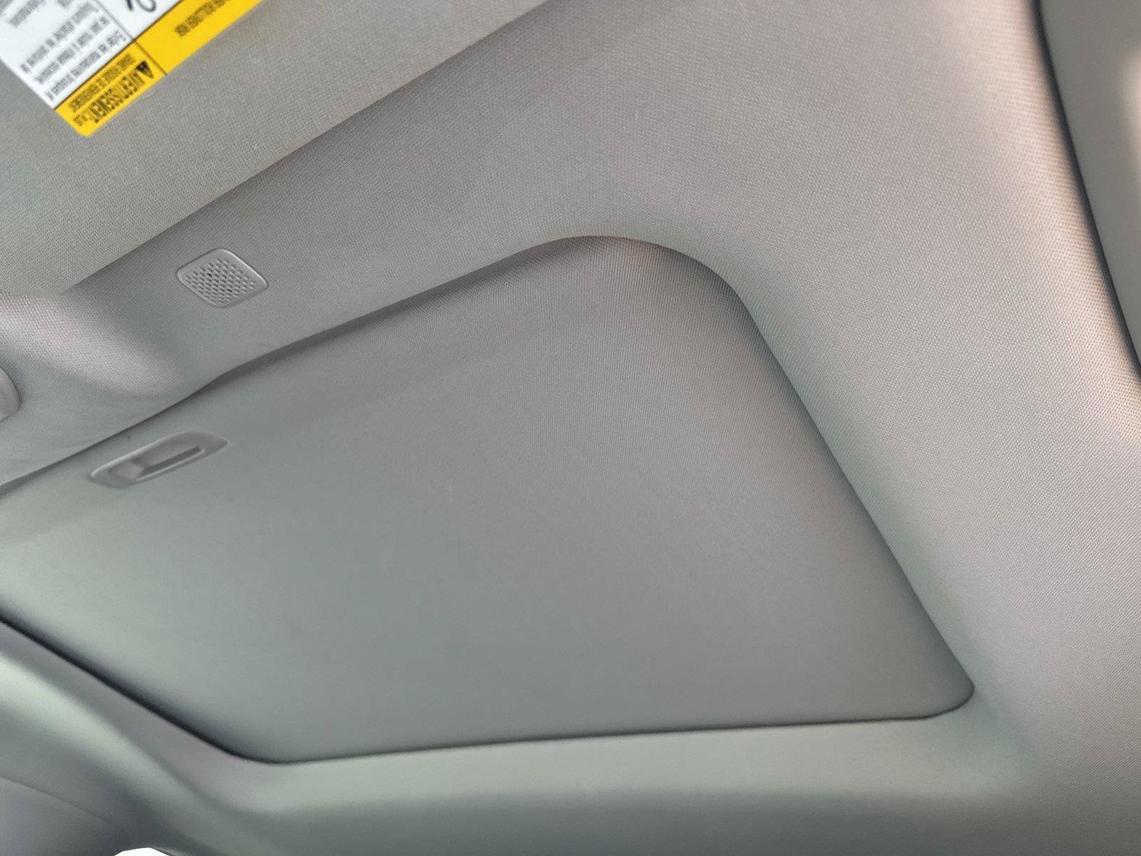 Used 2021 Toyota Highlander Limited FWD image 30
