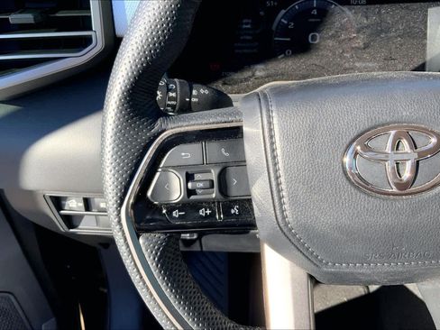 Used 2024 Toyota Tundra Limited image 21