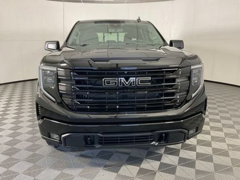 Used 2024 GMC Sierra 1500 Elevation w/ Preferred Package AWD/4WD image 2