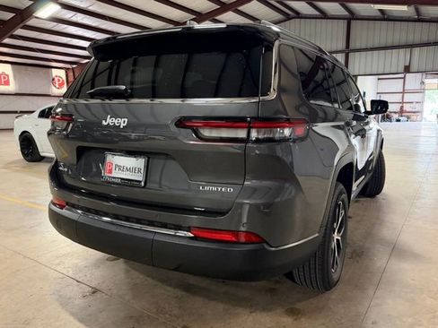 Used 2025 Jeep Grand Cherokee L Limited AWD/4WD image 6