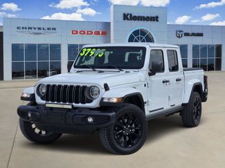 Used 2025 Jeep Gladiator Sport AWD/4WD video 1