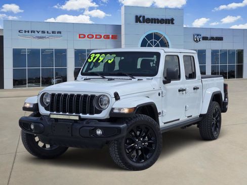 Used 2025 Jeep Gladiator Sport AWD/4WD image 1