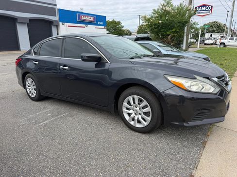 Used 2016 Nissan Altima 2.5 S w/ Power Driver Seat Package FWD image 7