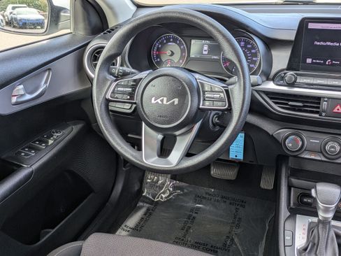Used 2024 Kia Forte LXS FWD image 15