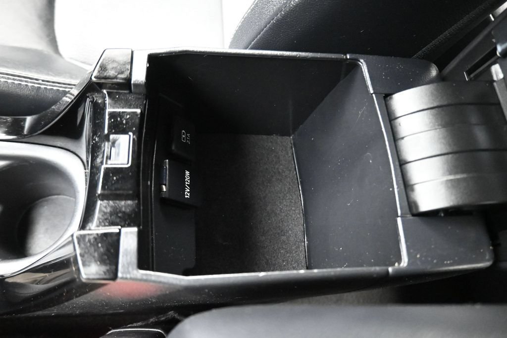 Used 2019 Toyota Corolla XSE FWD image 24