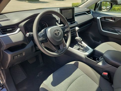 Used 2024 Toyota RAV4 XLE FWD image 15