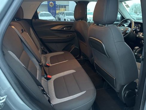 Used 2024 Chevrolet TrailBlazer LT w/ Convenience Package image 22