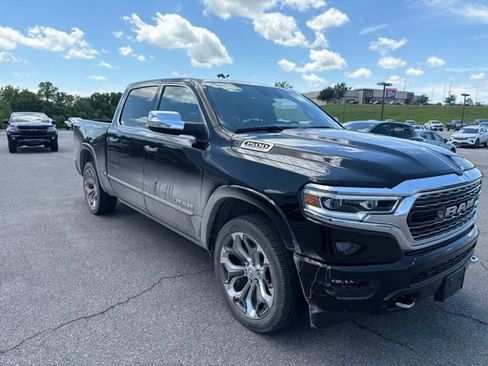 Used 2021 RAM 1500 Limited w/ Body Color Bumper Group AWD/4WD image 10