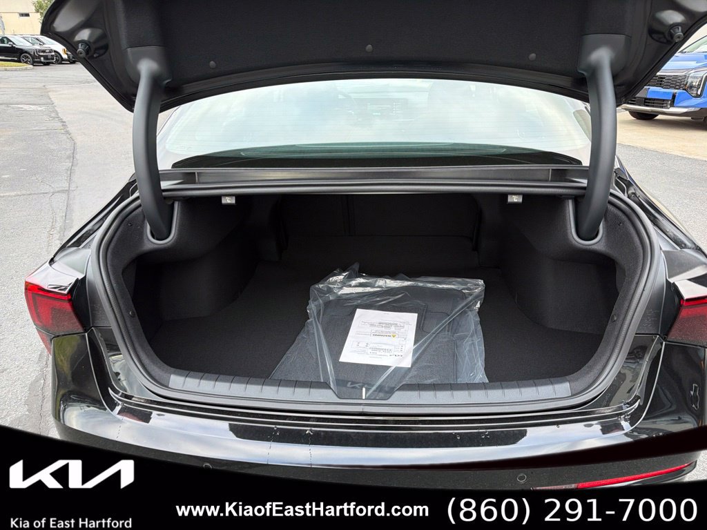 New 2027 Kia K5 GT FWD image 16