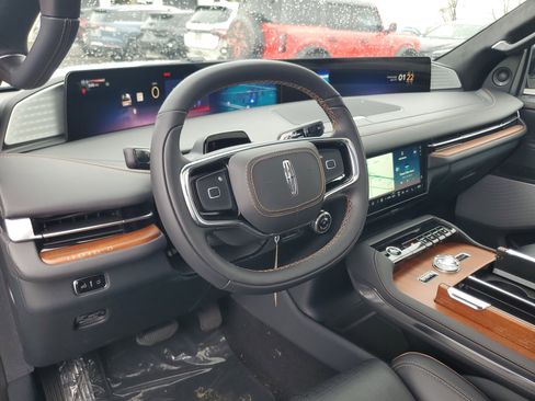 New 2026 Lincoln Navigator L Black Label image 14