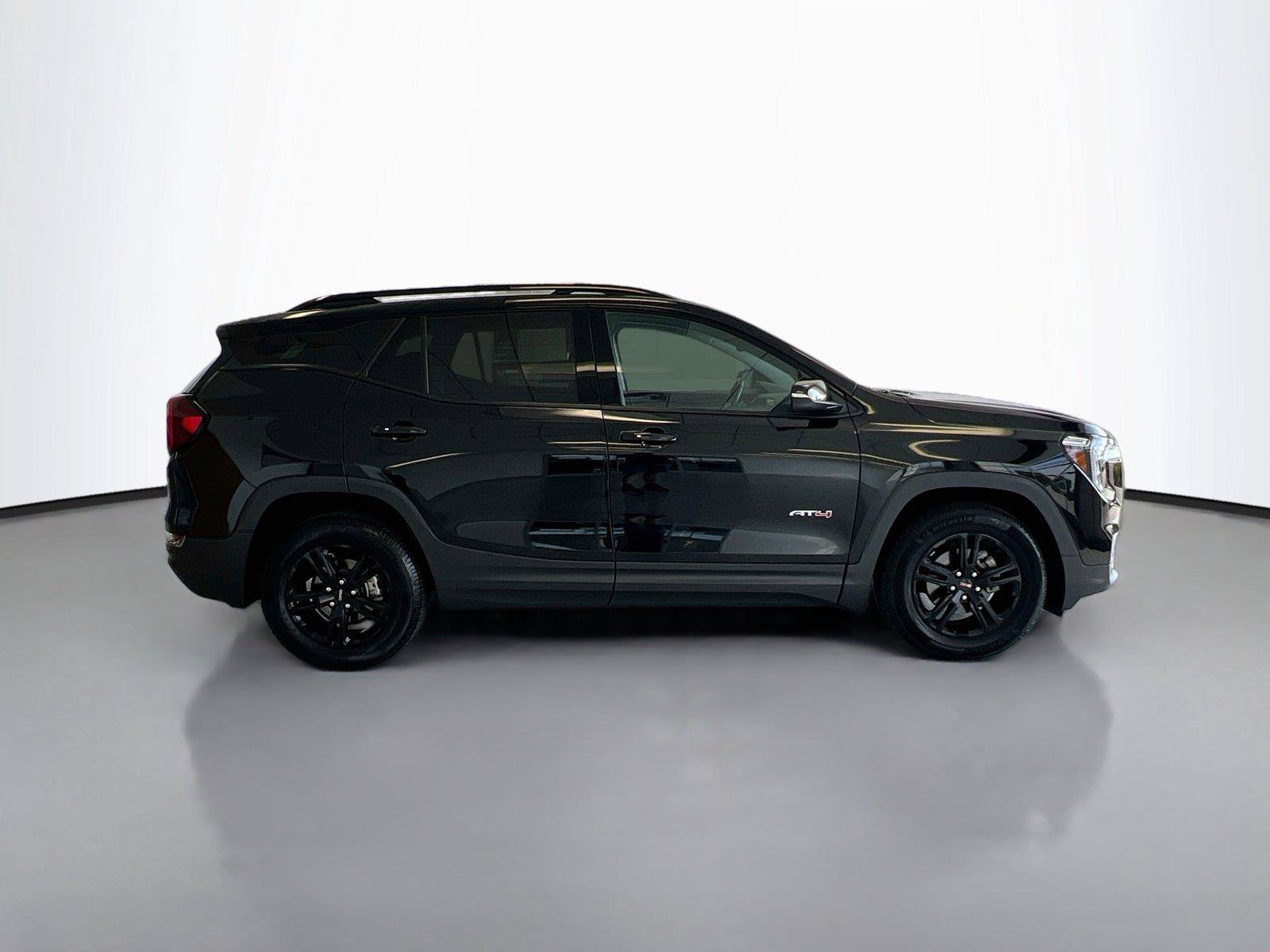 Used 2022 GMC Terrain AT4 w/ Infotainment Package II AWD/4WD image 16