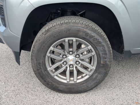 Used 2024 Chevrolet Colorado LT w/ LT Convenience Package II image 20