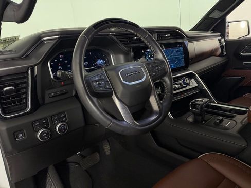 Used 2024 GMC Sierra 1500 Denali Ultimate AWD/4WD image 21