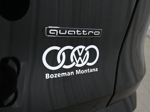 Used 2025 Audi Q5 Premium Plus w/ Premium Plus AWD/4WD image 19