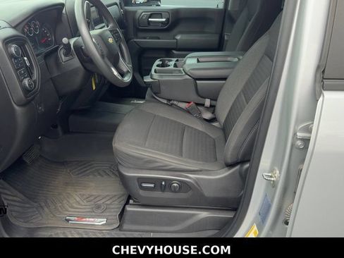 Used 2023 Chevrolet Silverado 2500 Custom w/ Custom Value Package AWD/4WD image 11