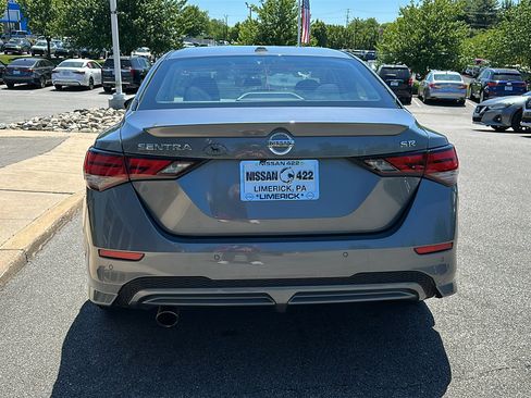 Certified 2023 Nissan Sentra SR w/ Trunk Package FWD image 6