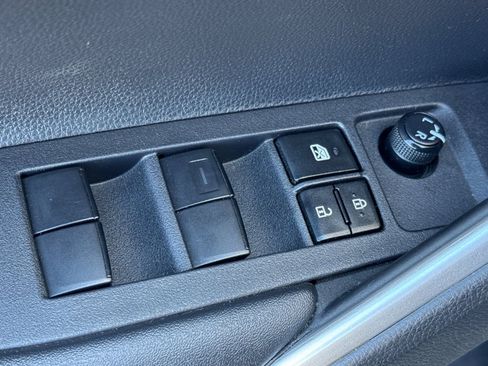 Certified 2024 Toyota Corolla Cross XLE w/ Convenience Package image 15