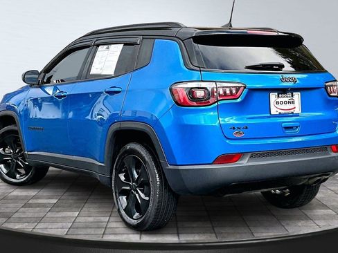 Used 2020 Jeep Compass Latitude image 2