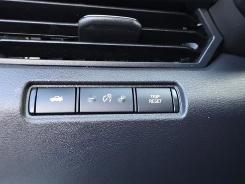 Used 2025 Nissan Altima 2.5 SV image 22