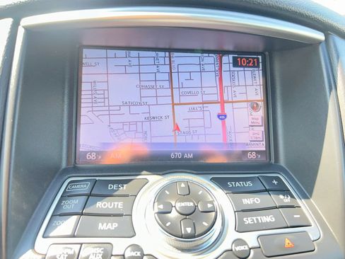 Used 2017 INFINITI QX50 2WD w/ Premium Plus Package image 16